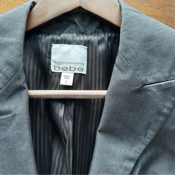 Bebe by Kardashians Asymmetrical Blazer. - Picture 6 of 6